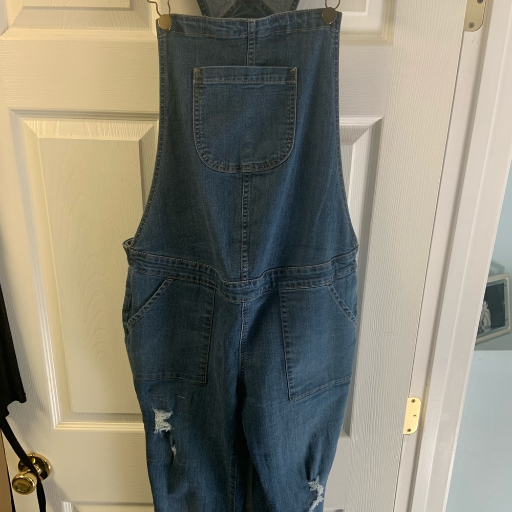 { Glow } Maternity overalls